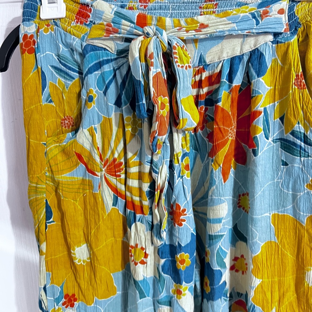 Angie Floral Wide-Leg Pants in Yellow & Blue - Picture 2 of 6